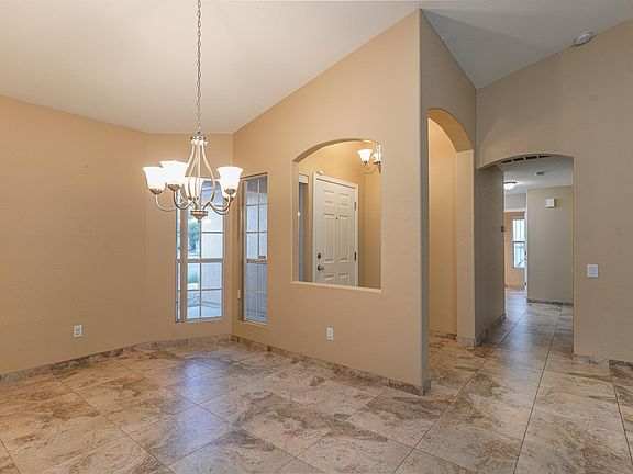 3rd image of 2521 W Camino Del Medrano
