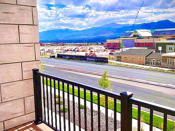 2nd image of 11308 Modern Meadow Loop