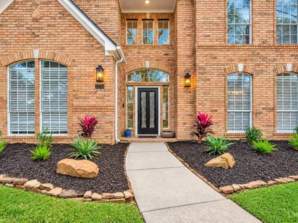 11715 Orchard Mountain Dr, Houston, TX 77059