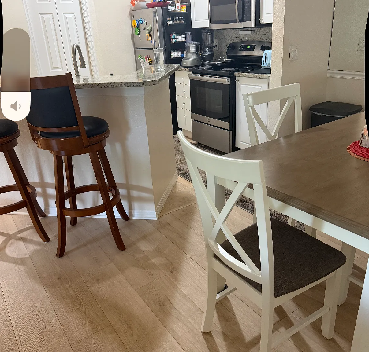 1 bed, 1000 sqft, $1,600 — Photo 3