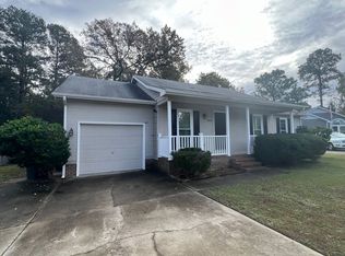 5038 Linton Hall Rd, Fayetteville, NC 28311