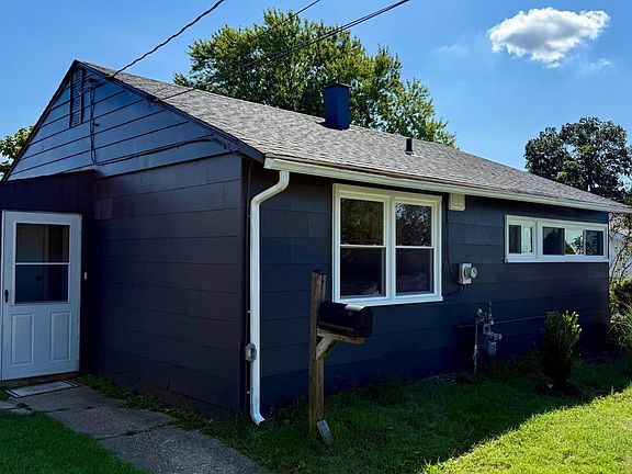 2nd image of 2429 Brunswick Rd