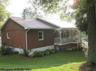 4 Sugar Lane Ter, Morgantown, WV 26501