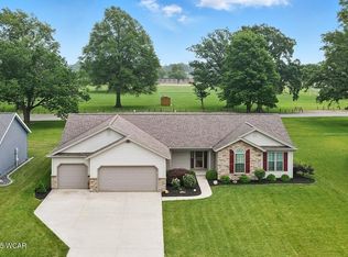 2564 Autumn Ridge Dr, Lima, OH 45801