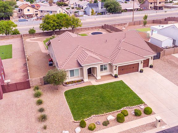 3rd image of 3423 LA TERRAZA Drive