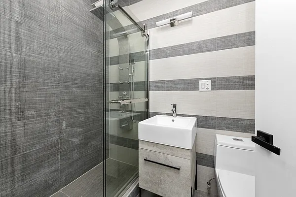 Rented by Compass | media 11