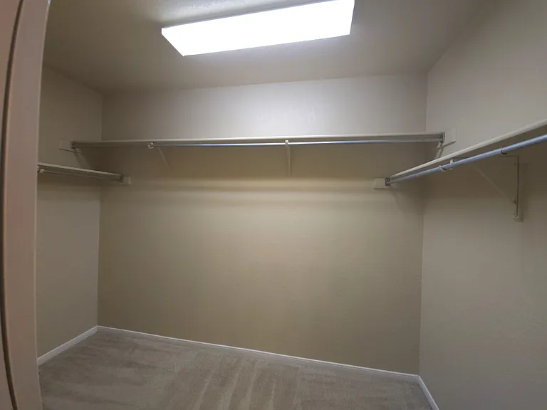 21215 Encino Ash — Photo 16