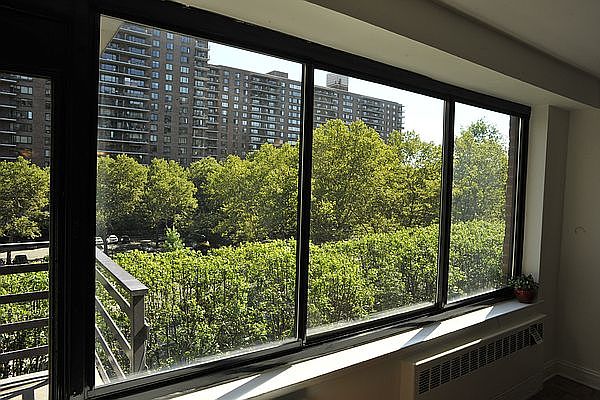 1st image of 382 Central Park W APT 4K