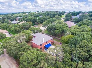 804 Hummingbird Trl, Crowley, TX 76036