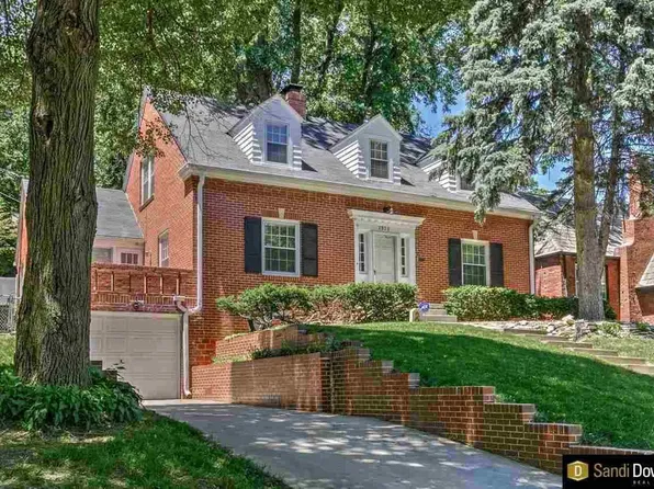 2510 Country Club Ave, Omaha, NE 68104