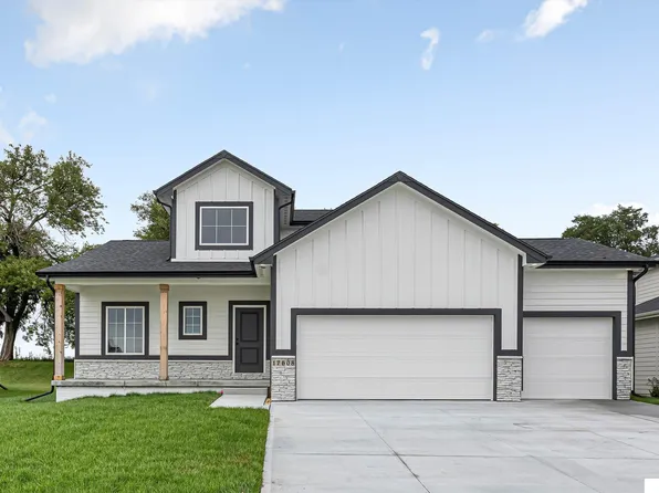 17608 Potter St, Bennington, NE 68007