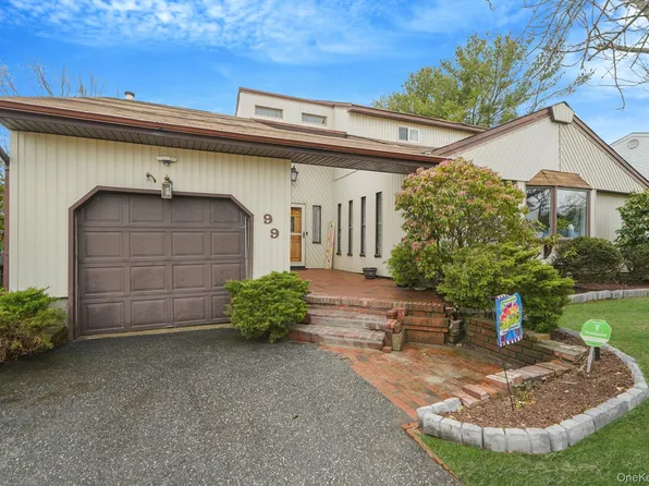 99 Rustic Avenue, Medford, NY 11763