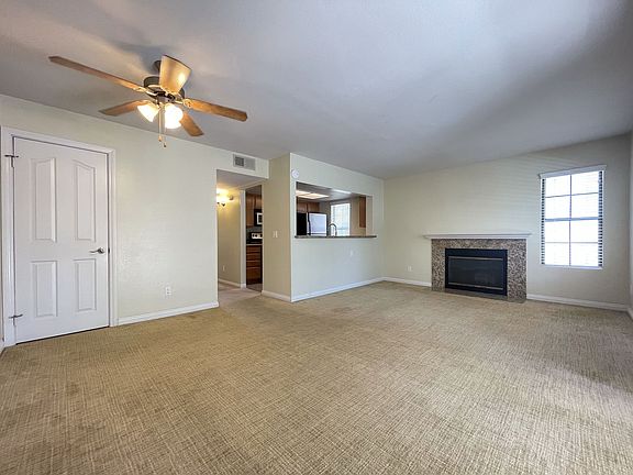 4th image of 14936 Avenida Venusto Unit 10