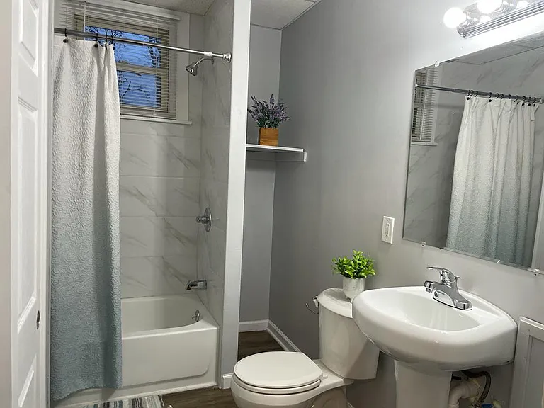 2108-2110 Chichester Rd #6 — Photo 6