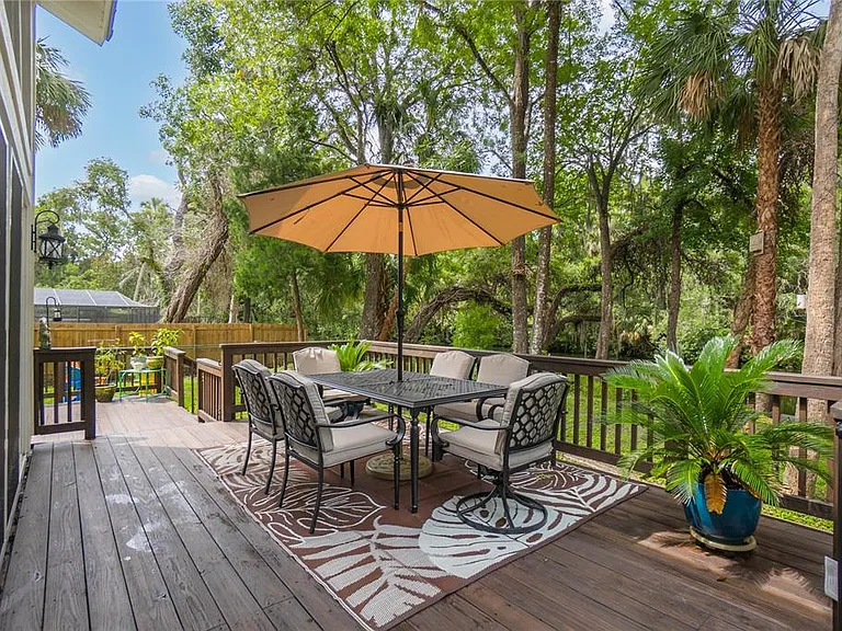 28 Rivertrail Dr — Photo 23