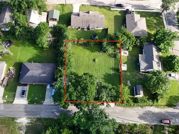 602 Seven Oaks Rd, Bonham, TX 75418