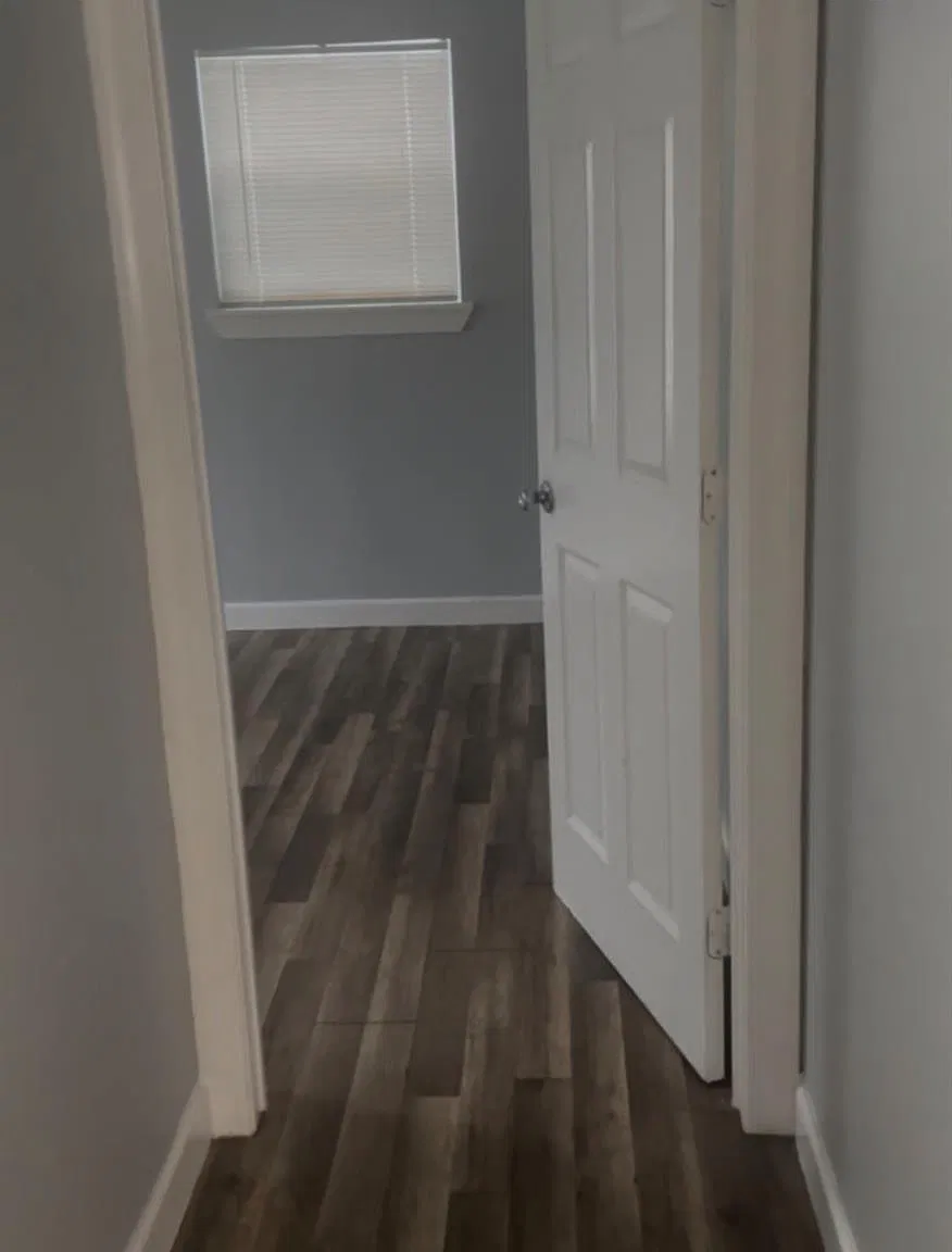 2 bed, 1.0 bath, 992 sqft, $1,300 — Photo 3