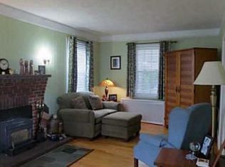 47 Sharon St, Providence, RI 02908