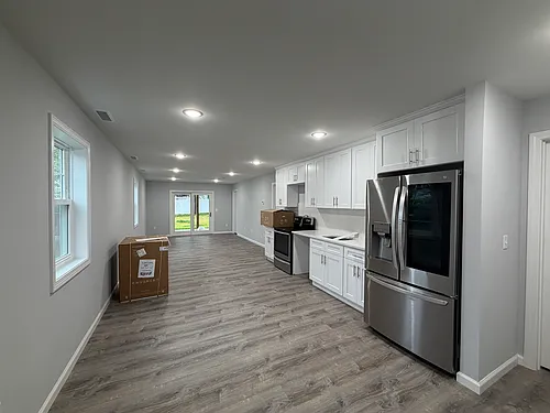 31 Hinman St Photo 1