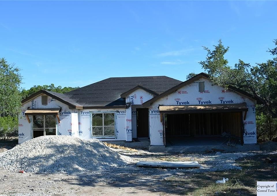 2nd image of 258 Bogi St