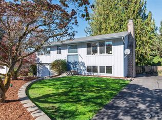 2461 SE Lori Linda Court, Port Orchard, WA 98366