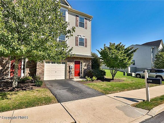 3rd image of 2700 Gila Dr
