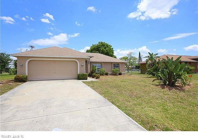 1st image of 607 SE 8th Pl