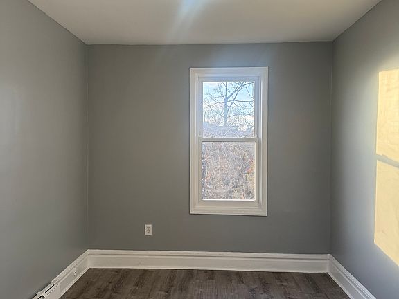 3rd image of 35-39 22nd St #3