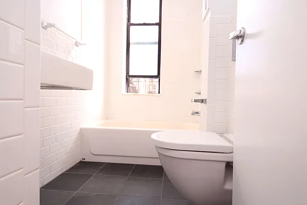 Rented by Waverly Realty Associates | media 17