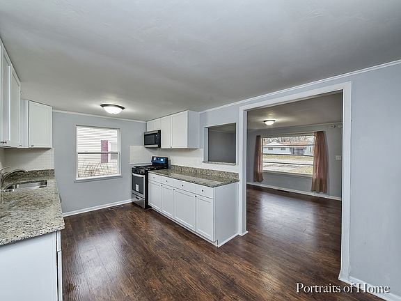2nd image of 605 N Evanslawn Ave