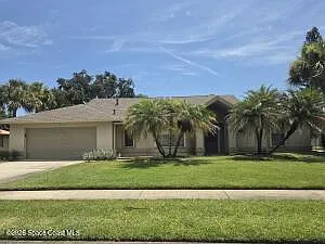 1825 Fox Bay Dr Photo 1