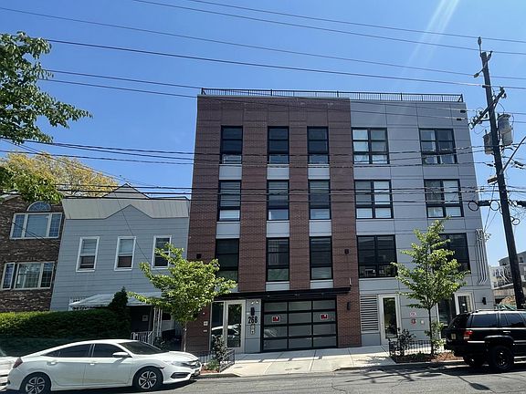 5th image of 268 New York Ave #1D