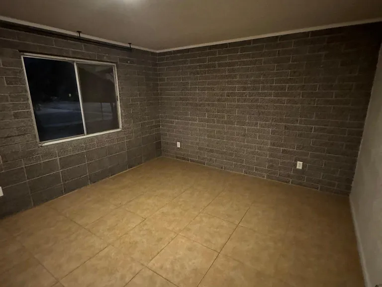 426 W Howe St #426 — Photo 2