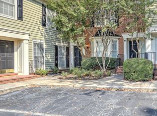 27 Mount Vernon Cir, Sandy Springs, GA 30338