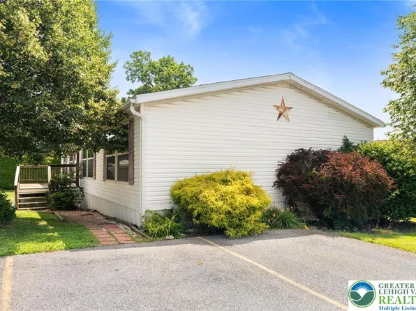 4421 Grey Wolf Ln N, Orefield, PA 18069