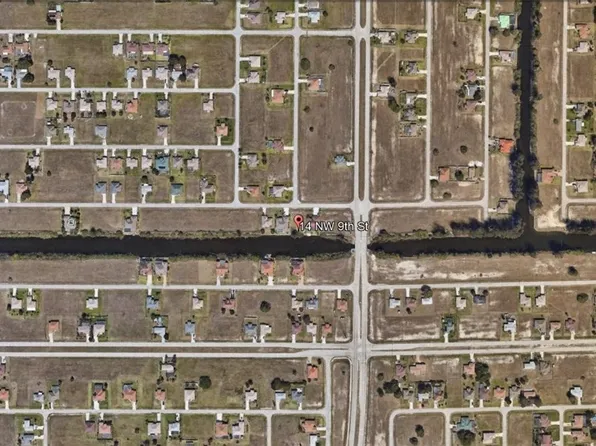 14 NW 9th St, Cape Coral, FL 33993