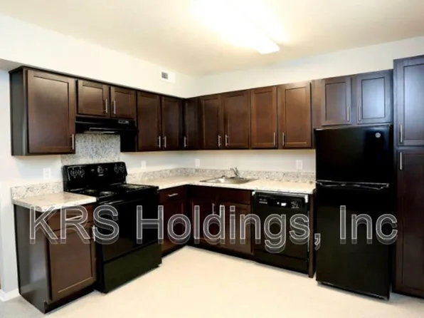 4247 Orcutt Ave, Newport News, VA 23607