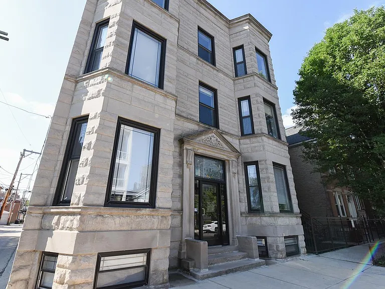 1713 W Julian St #1R — Photo 33