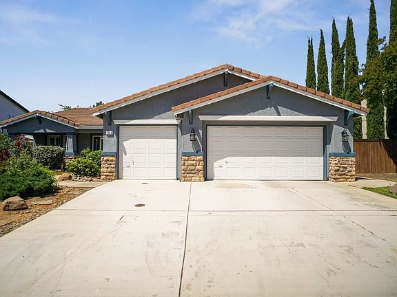 4th image of 4358 McRoberts Dr