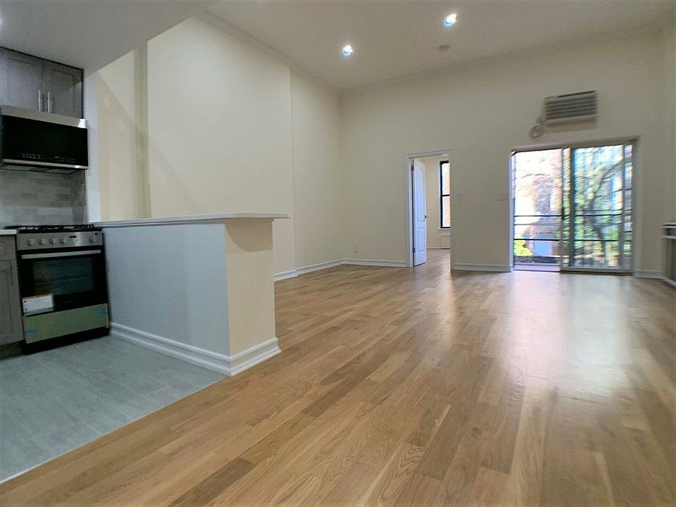 1st image of 33 W 87th St APT 1B