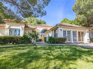 9209 Sandy Shores Dr, Las Vegas, NV 89117