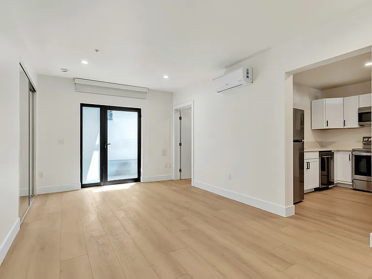 7846 Herschel Ave #7 — Photo 8