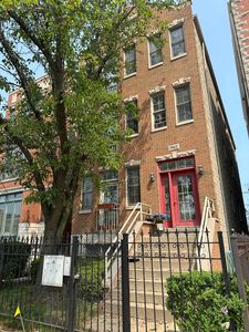 1960 W Diversey Pkwy #2, Chicago, IL, 60614