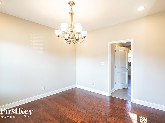 4th image of 2396 Andersonville Dr
