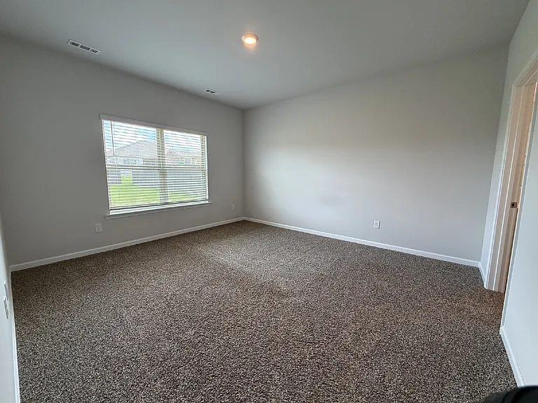 106 Settlement Dr — Photo 8