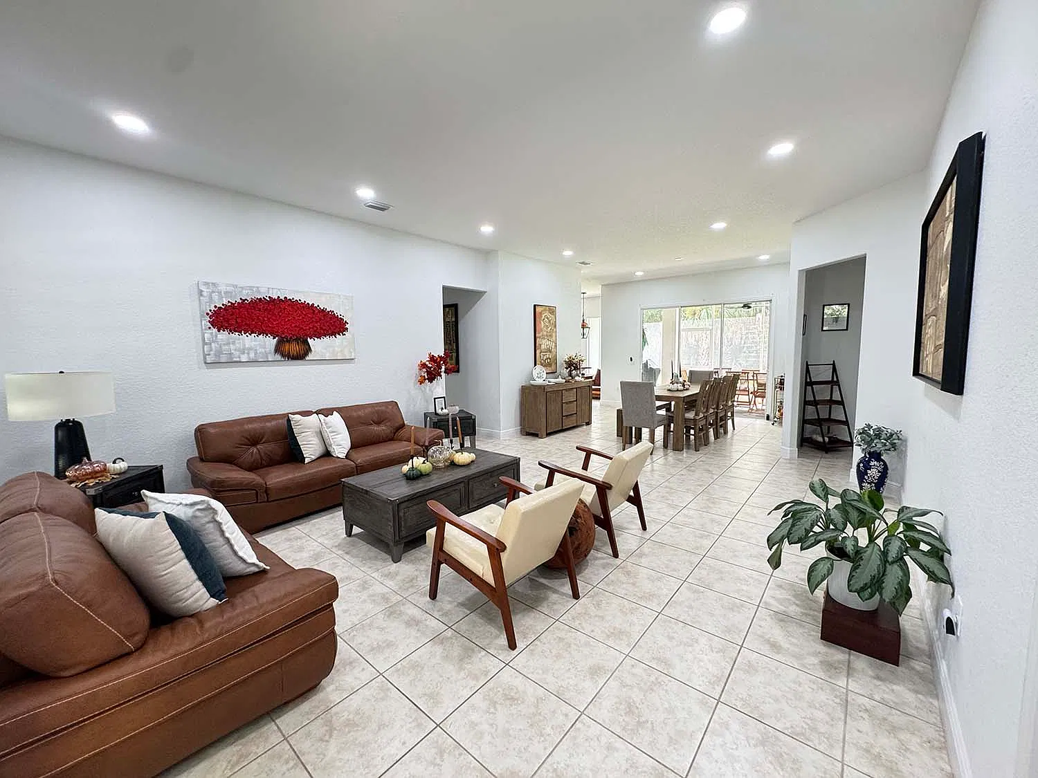 4 bed, 2230 sqft, $3,500 — Photo 3