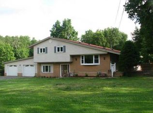 12747 Park Lane Dr, Meadville, PA 16335