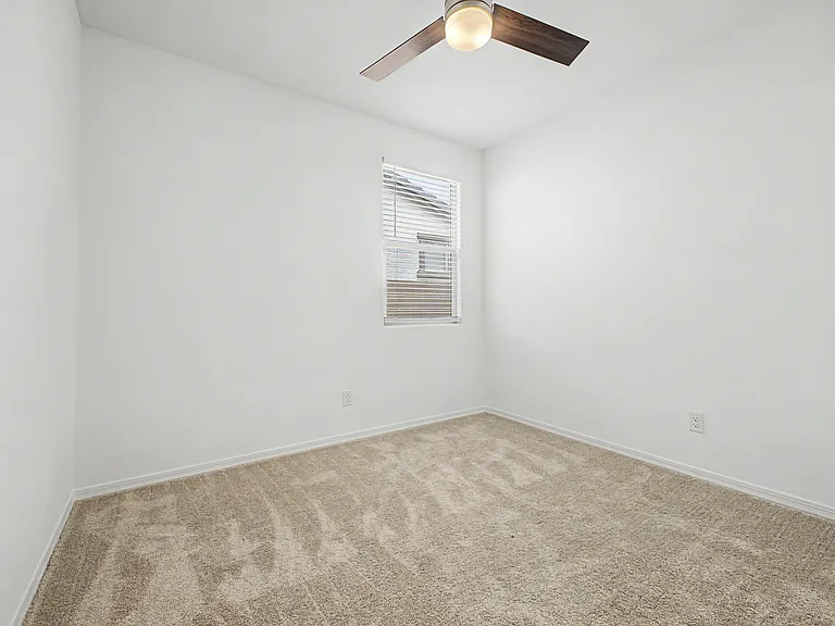 9004 W Georgia Ave — Photo 21