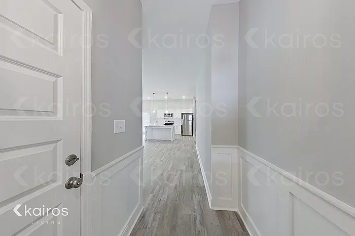 4 bed, 2.0 bath, 1750 sqft, $2,075 — Photo 2