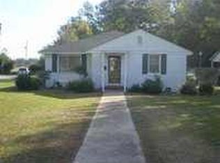 1018 Lombardy St, Marion, SC 29571